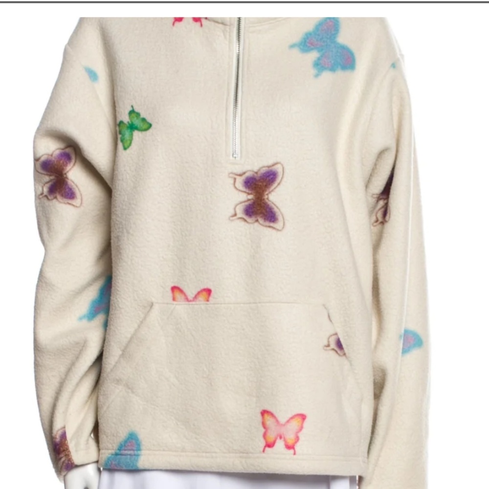 Lisa Says Gah - Evelynn Pullover in Mariposa print